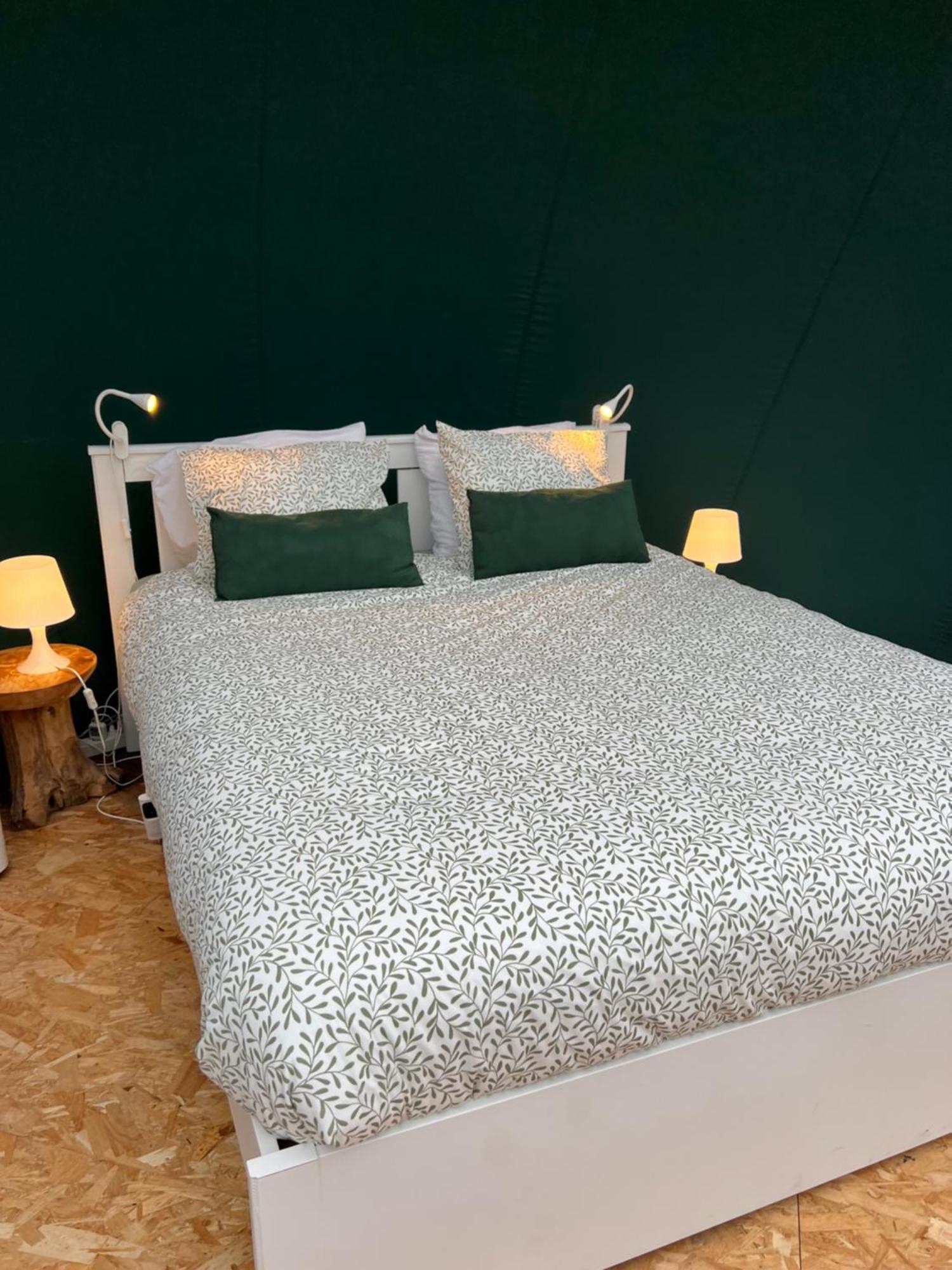 Bulle Time Flies - Logement Insolite Hotel Bouillon Buitenkant foto